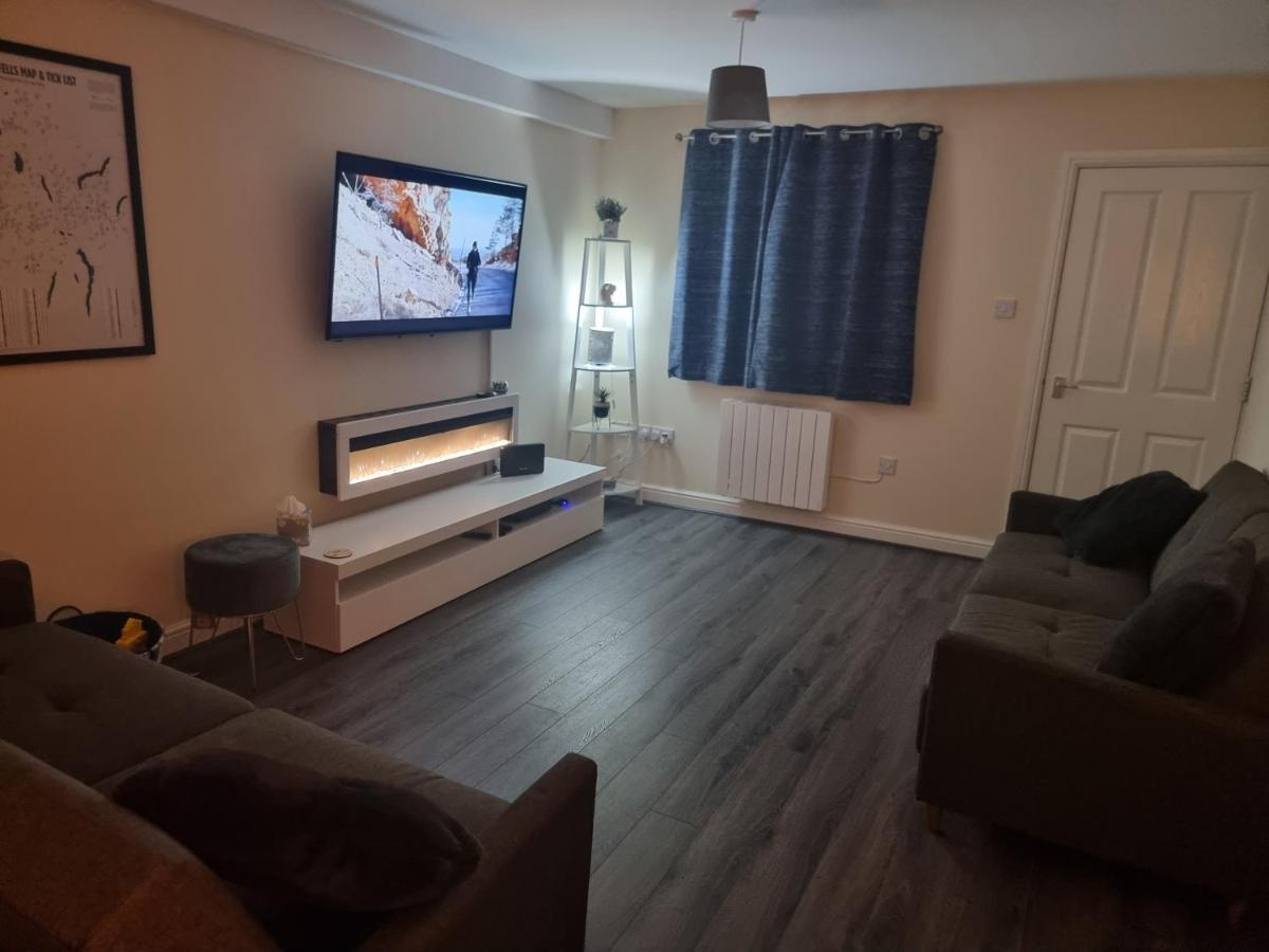 Impeccable Beachfront 2-Bed Cottage In St Bees Exterior photo