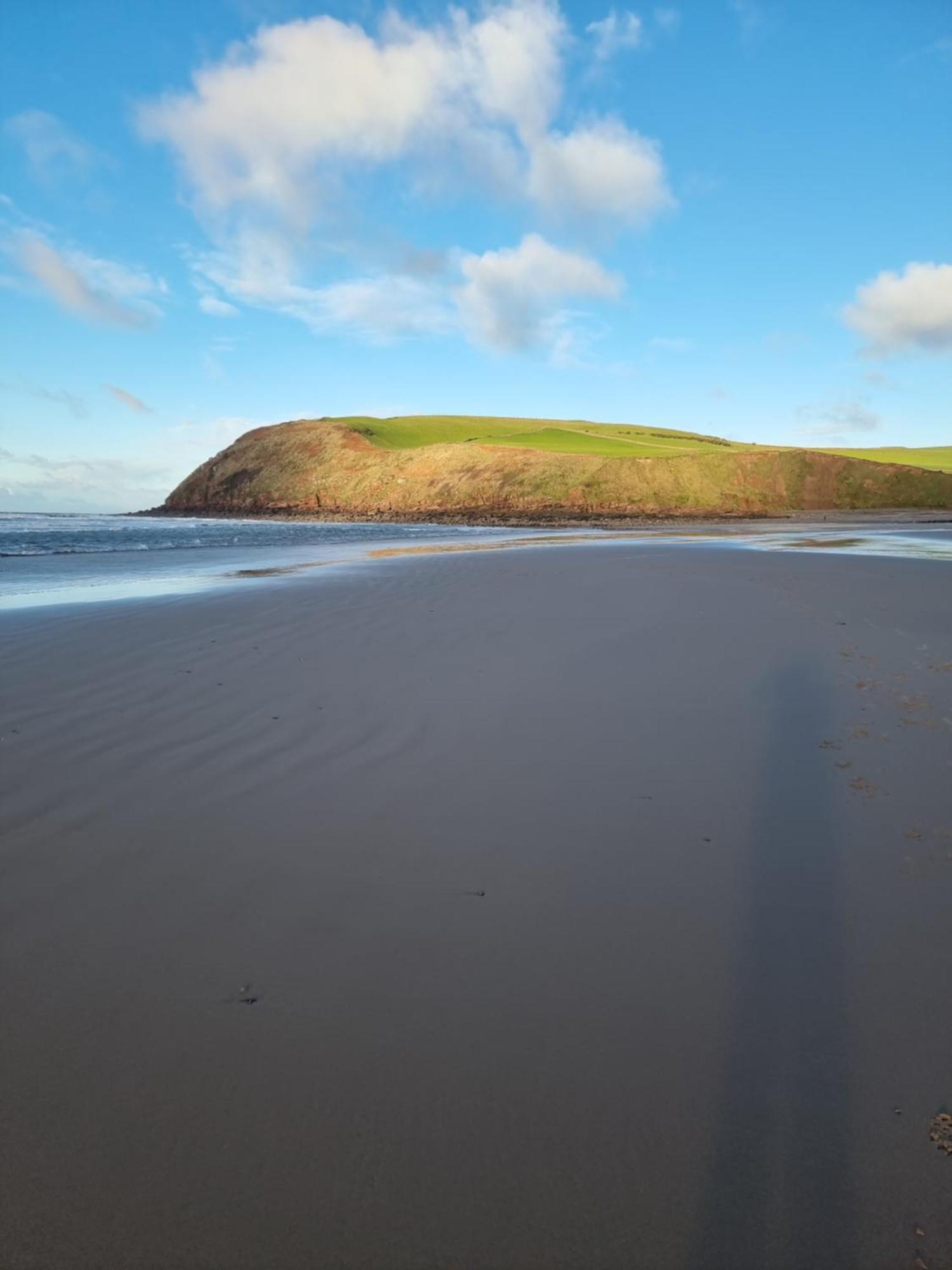 Impeccable Beachfront 2-Bed Cottage In St Bees Exterior photo